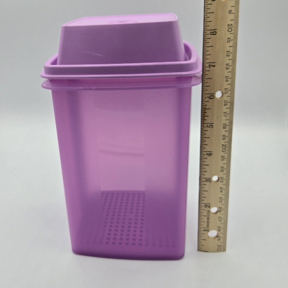 Tupperware Pick-A-Deli® Container - Picture 6 of 6